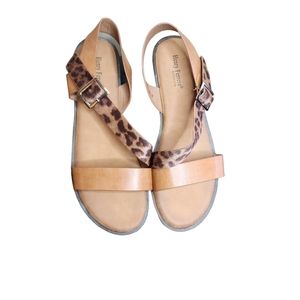 Henry Ferrera Collection women's sandals tan /leopard size 10